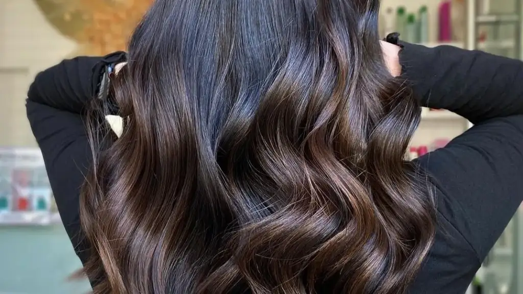 How Hair Loss Affects Confidence — And How the Right Wig Can Help